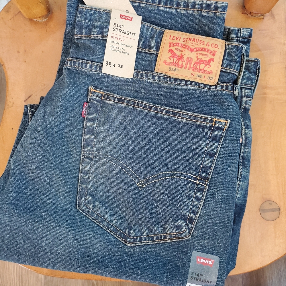 Men's Levi 514 straight jeans